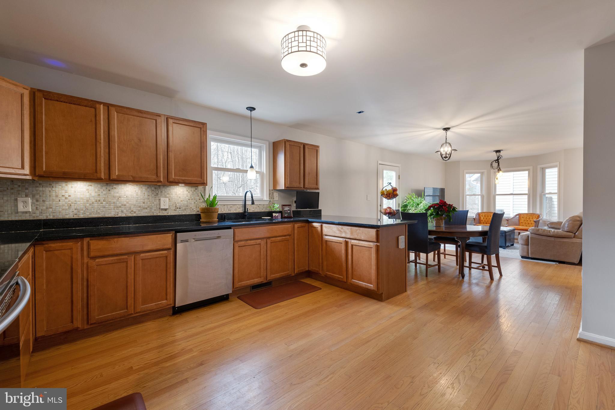 3623 Calvert Street Edgewater, MD 21037 - Photo 13 of 38 Kitchen 3