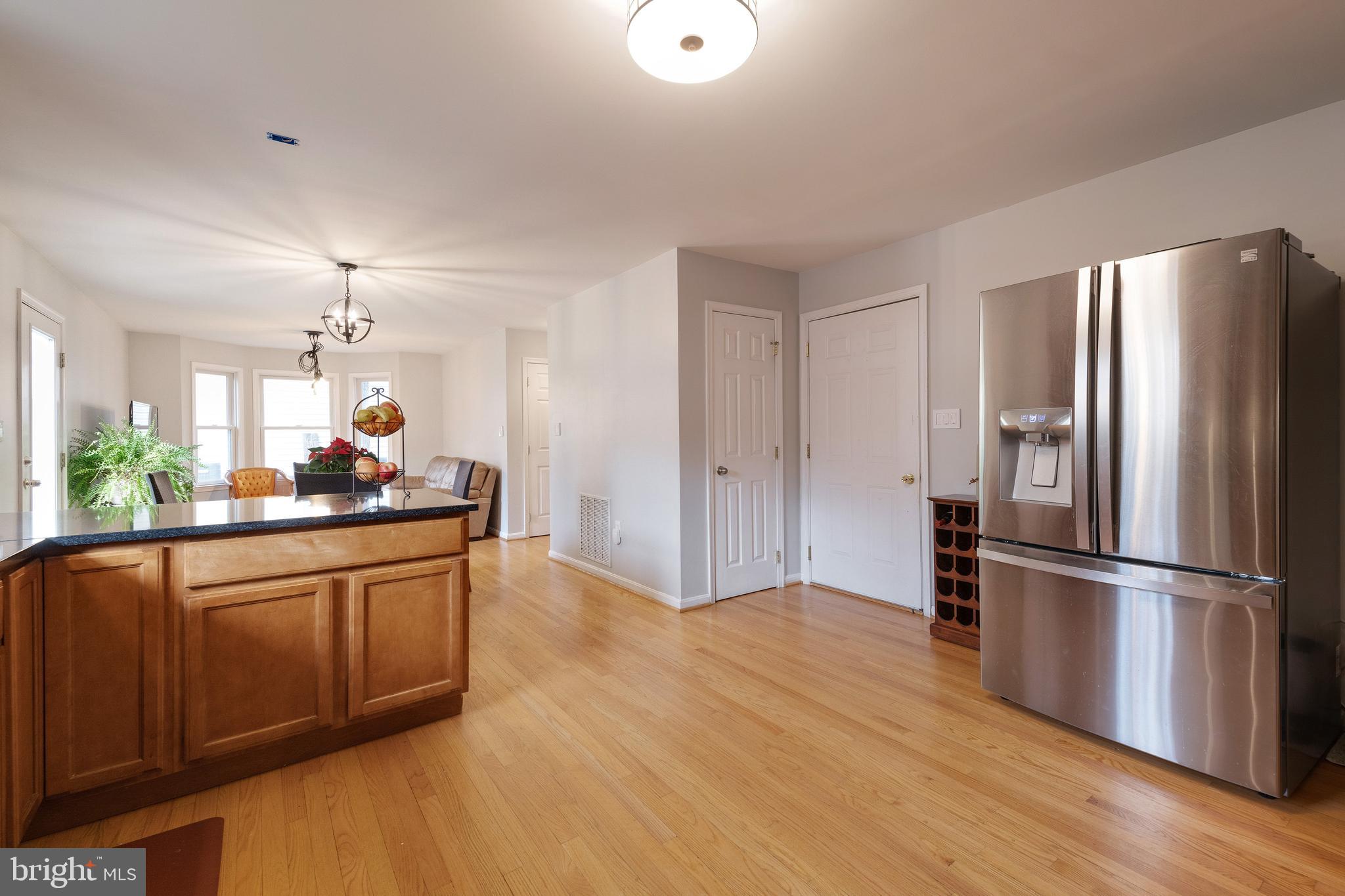 3623 Calvert Street Edgewater, MD 21037 - Photo 14 of 38 Kitchen 4