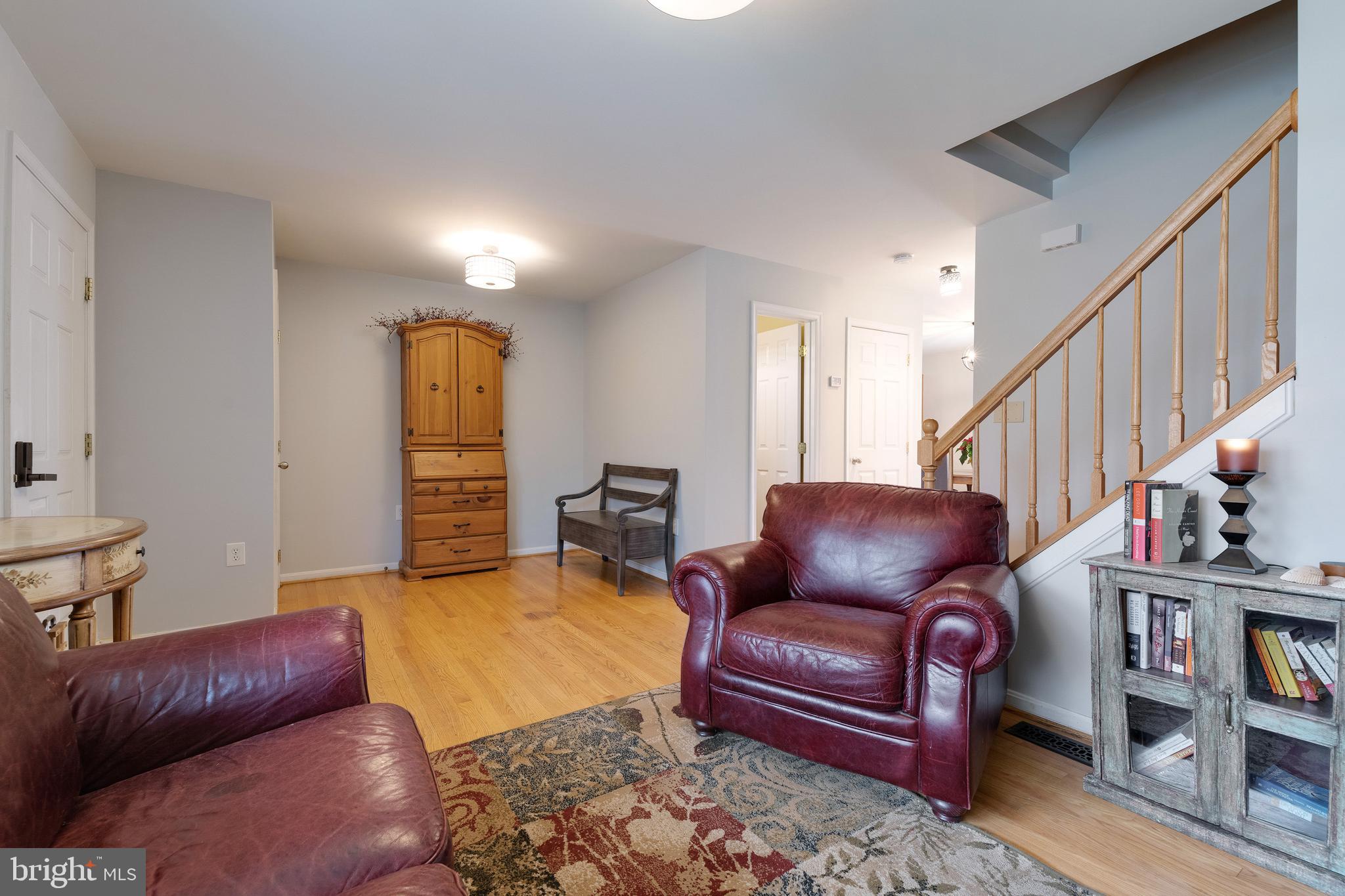 3623 Calvert Street Edgewater, MD 21037 - Photo 4 of 38 Living Room and Foyer