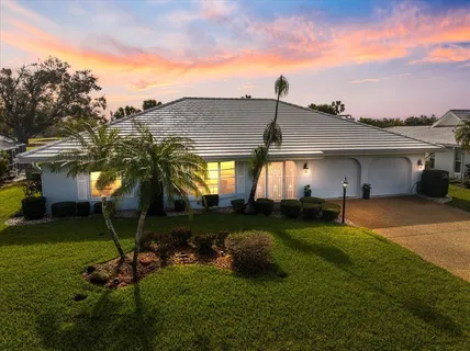 $529,000 | 952 East Gondola Drive, Venice, FL 34293