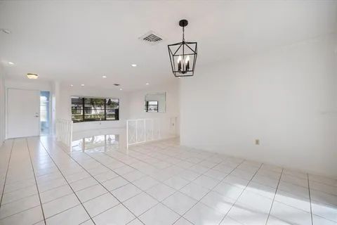 $529,000 | 952 East Gondola Drive, Venice, FL 34293