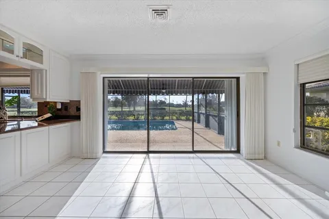 $529,000 | 952 East Gondola Drive, Venice, FL 34293