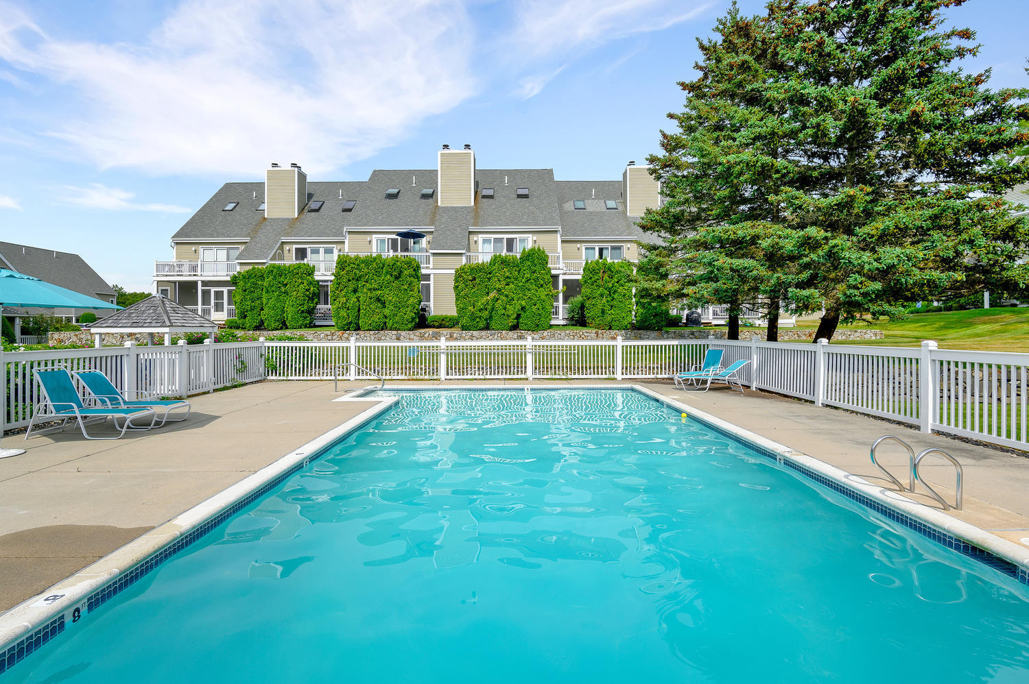 239 Sea Road, Unit 30 Kennebunk, ME 04043 - Photo 54 of 56 Pool Vista
