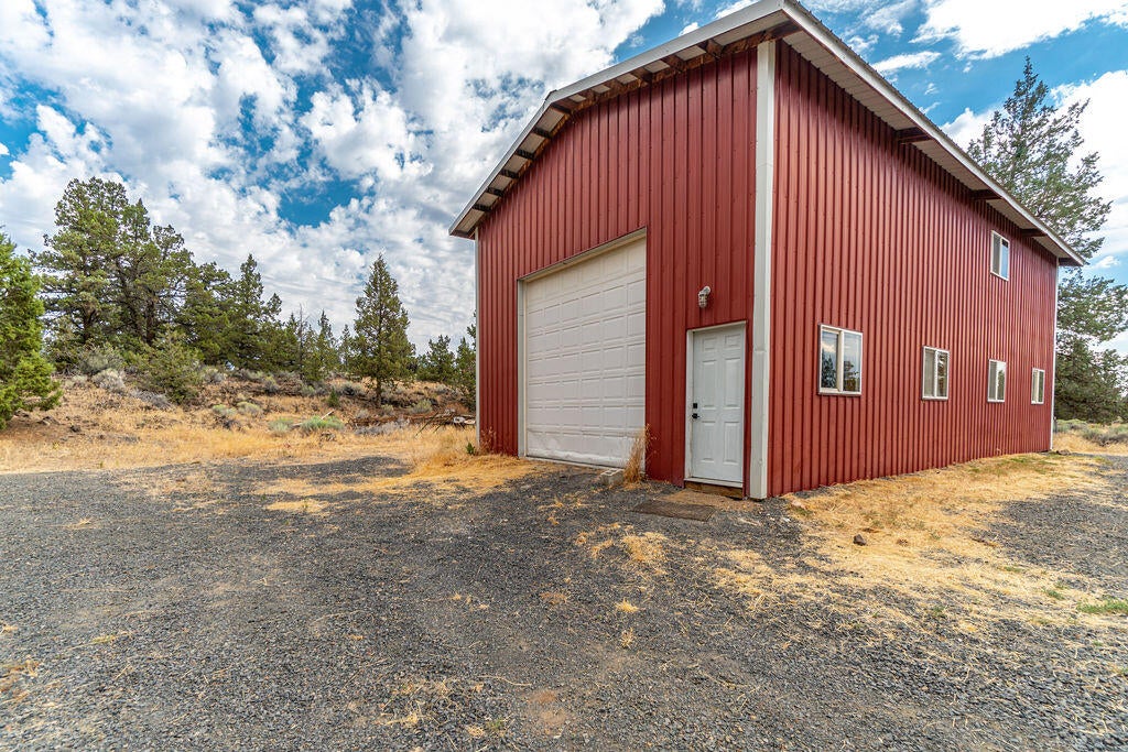 64635 Deschutes Market Road Bend, OR 97701 - Photo 22 of 55 20
