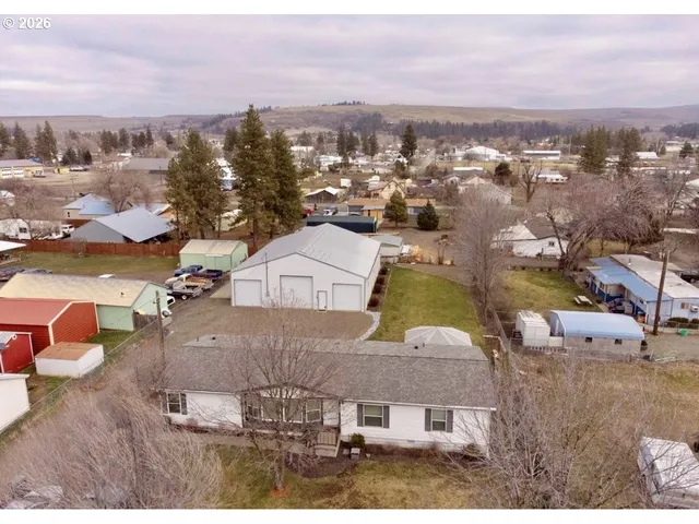 $355,000 | 155 South 20th Avenue, Elgin, OR 97827