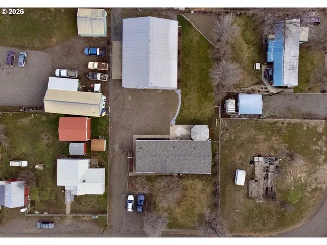 $355,000 | 155 South 20th Avenue, Elgin, OR 97827