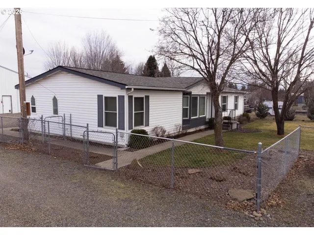 $355,000 | 155 South 20th Avenue, Elgin, OR 97827