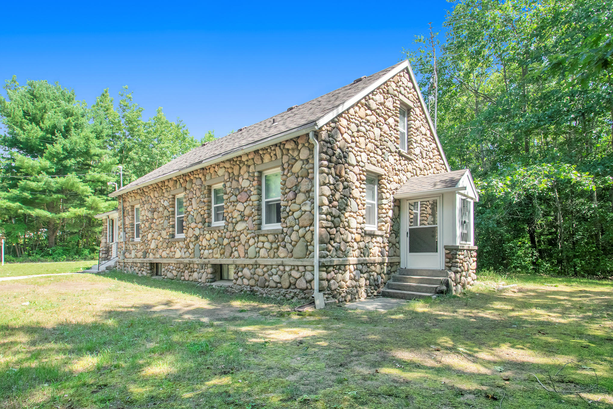 5565 Harding Road Barryton, MI 49305 - Photo 8 of 37 DSC_8864