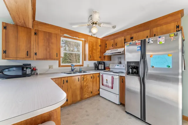 $249,900 | 3079 Main Street, Fayette, ME 04349