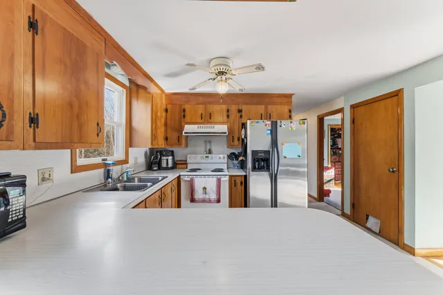 $249,900 | 3079 Main Street, Fayette, ME 04349