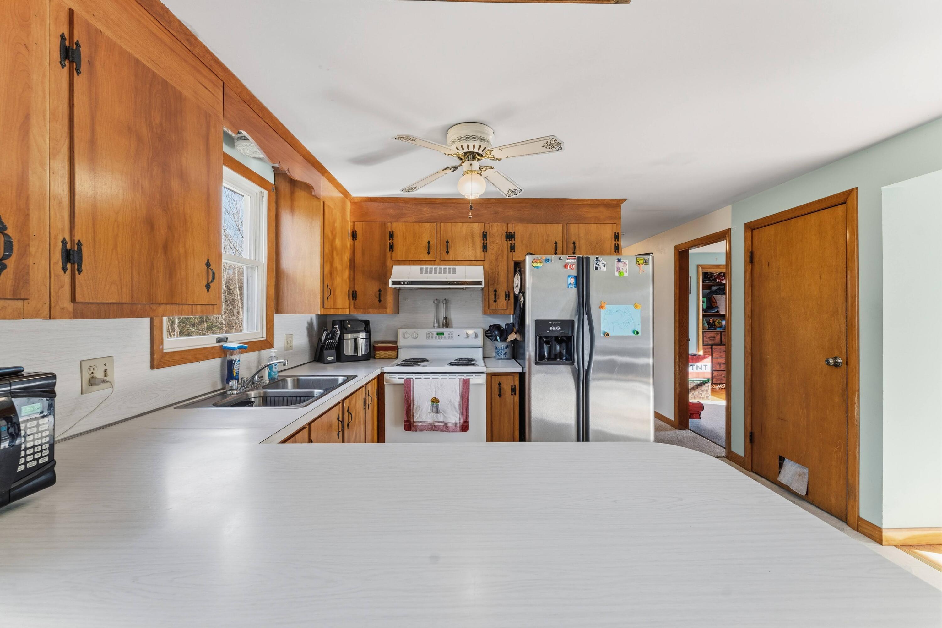 3079 Main Street Fayette, ME 04349 - Photo 7 of 41 DSC08141