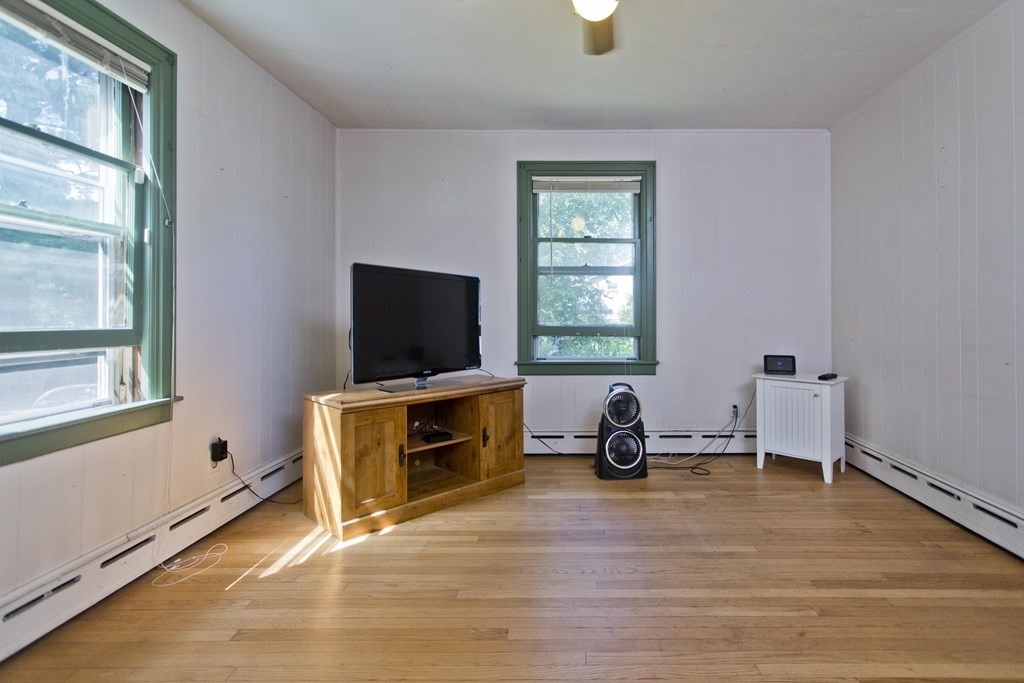 176 Monrovia Street Springfield, MA 01104 - Photo 21 of 41 Gallery Image 21