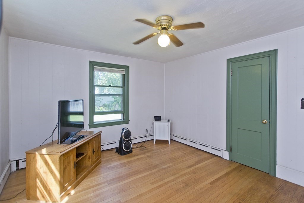 176 Monrovia Street Springfield, MA 01104 - Photo 22 of 41 Gallery Image 22