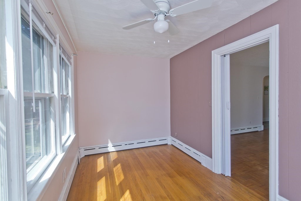 176 Monrovia Street Springfield, MA 01104 - Photo 8 of 41 Gallery Image 8