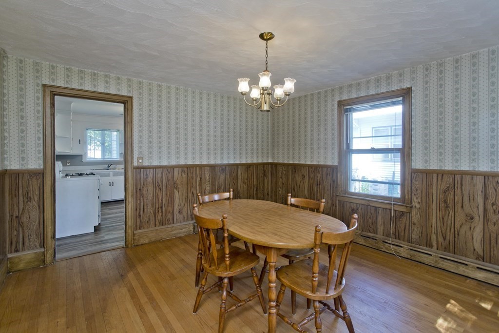 176 Monrovia Street Springfield, MA 01104 - Photo 9 of 41 Gallery Image 9