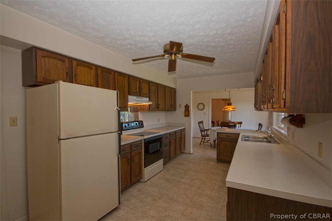 11532 Harcum Road Gloucester, VA 23061 - Photo 12 of 34