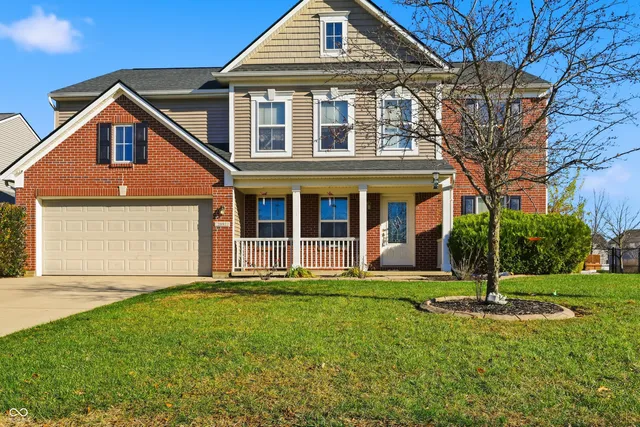 $367,900 | 2097 South Woodgrove Way, New Palestine, IN 46163