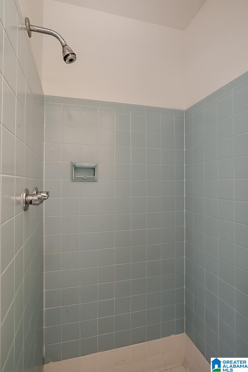 4300 MountainDale Road Birmingham, AL 35213 - Photo 17 of 32