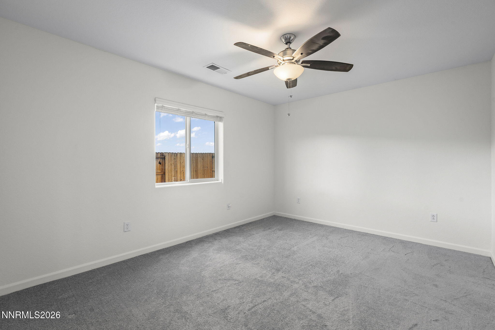 9201 Logan Creek Road Reno, NV 89506 - Photo 14 of 19 18-web-or-mls-_DSC0983