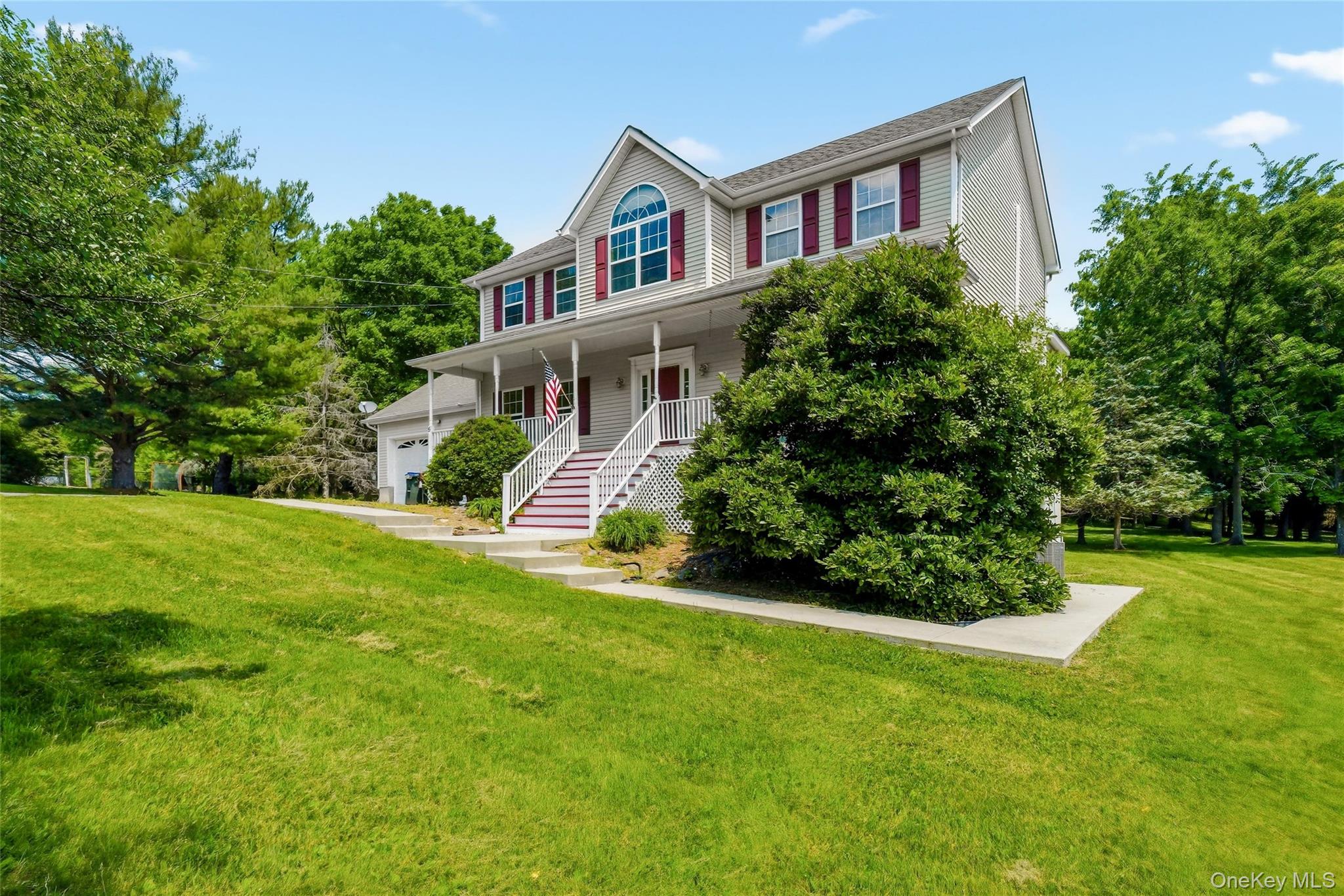 5 Horton Road Washingtonville, NY 10992 - Photo 2 of 42 a front view of house with yard and green space