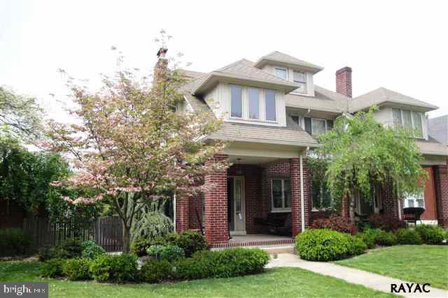 617 Country Road York, PA 17403 - Photo 3 of 36