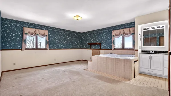 $334,900 | 518 East Chippewa Street, Cadott, WI 54727