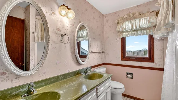 $334,900 | 518 East Chippewa Street, Cadott, WI 54727