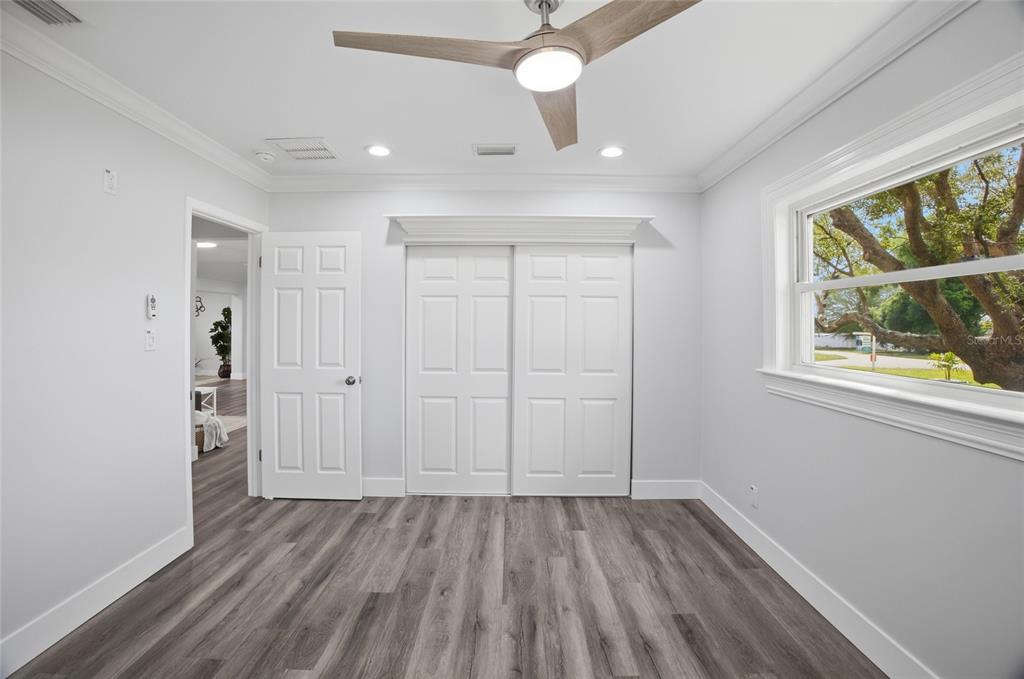 1511 4th Street Southwest Largo, FL 33770 - Photo 17 of 38