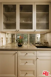 $6,980,000 | 401 Ocean Avenue, Unit 2, Santa Monica, CA 90402