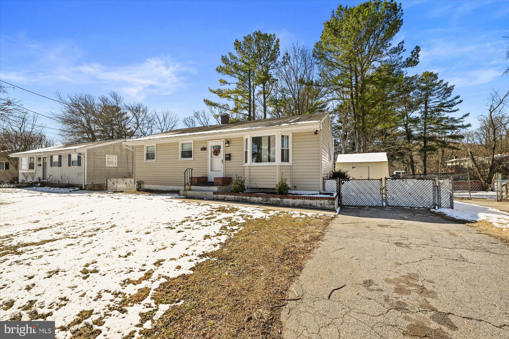 125 Allgate Road Owings Mills, MD 21117 - Photo 2 of 28 Driveway