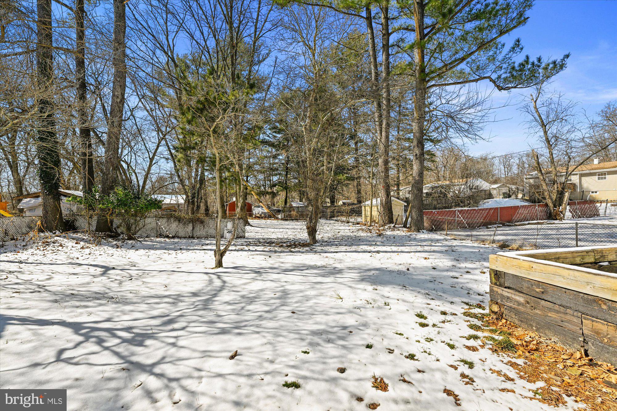 125 Allgate Road Owings Mills, MD 21117 - Photo 26 of 28 Huge yard!