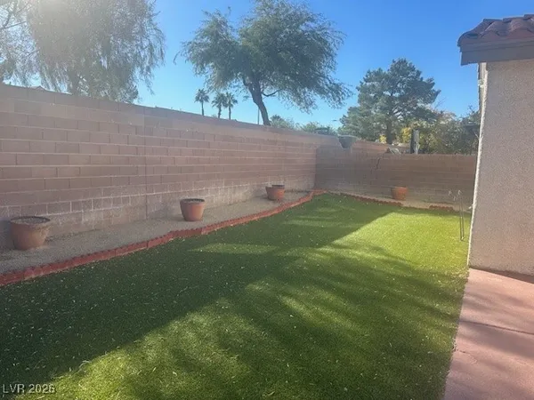 $1,919 | 2557 Swans Chance Avenue, Henderson, NV 89052