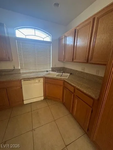 $2,070 | 2557 Swans Chance Avenue, Henderson, NV 89052