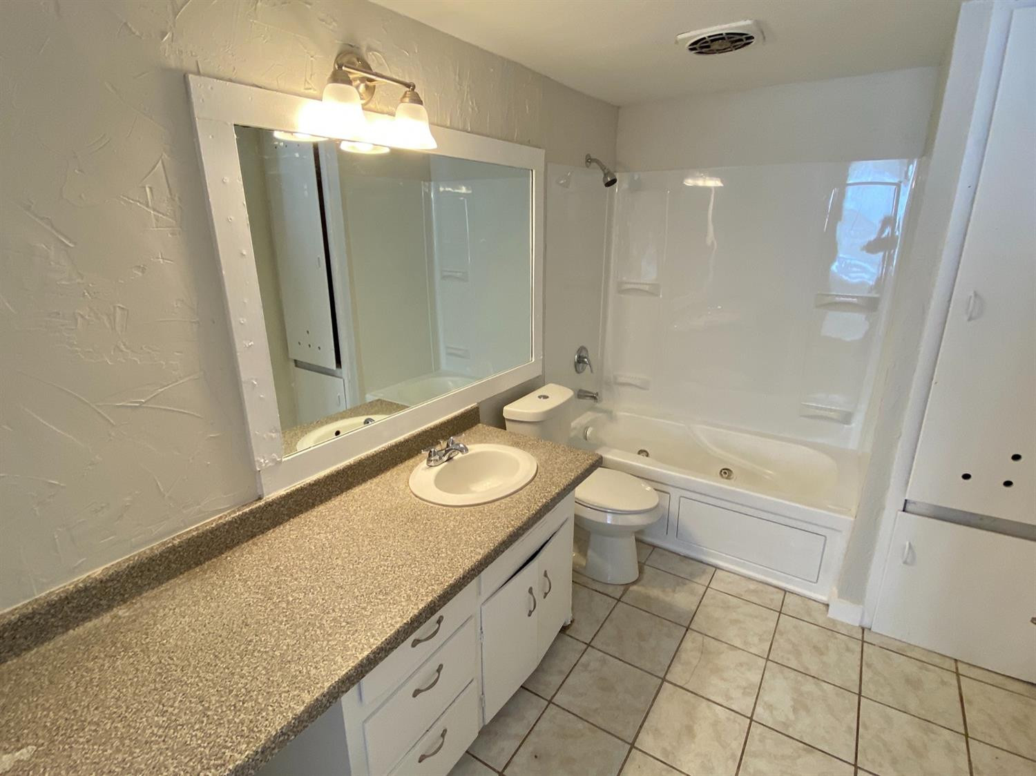 1925 26th Street Lubbock, TX 79411 - Photo 7 of 10 Photo 7