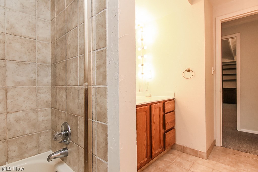 270 Hickory Hill Road Chagrin Falls, OH 44022 - Photo 15 of 31