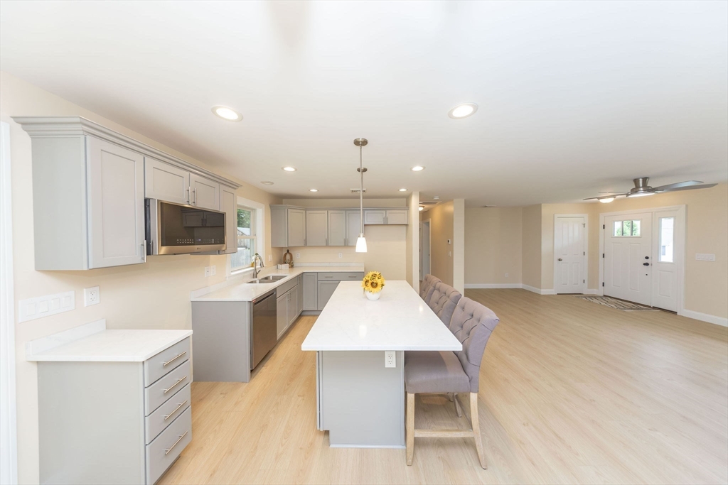 25 Edson Avenue Rutland, MA 01543 - Photo 5 of 41