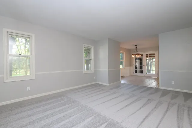 $699,900 | N79W33915 Petersen Road, Oconomowoc, WI 53066