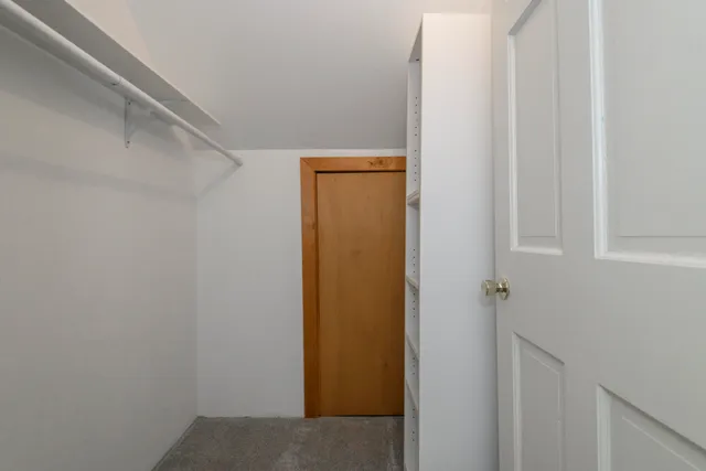 $699,900 | N79W33915 Petersen Road, Oconomowoc, WI 53066