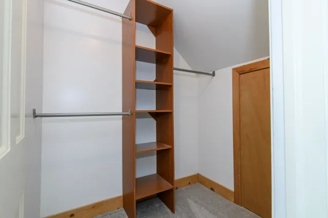 $699,900 | N79W33915 Petersen Road, Oconomowoc, WI 53066