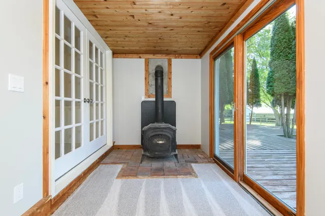 $699,900 | N79W33915 Petersen Road, Oconomowoc, WI 53066