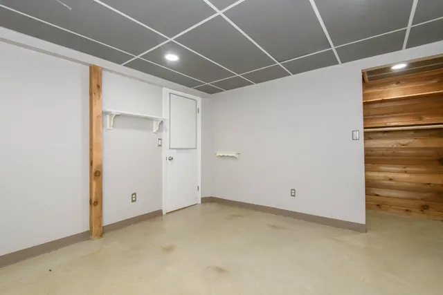 $699,900 | N79W33915 Petersen Road, Oconomowoc, WI 53066