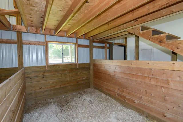 $699,900 | N79W33915 Petersen Road, Oconomowoc, WI 53066