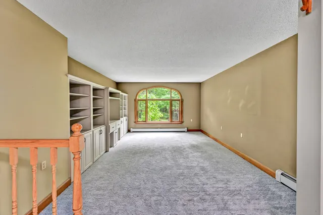 $699,750 | 286 Pond Road, Wayne, ME 04284