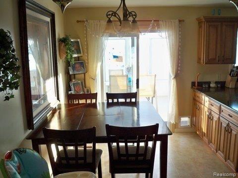 6125 Lynd Road Marlette, MI 48453 - Photo 6 of 10 6125 Lynd Dining
