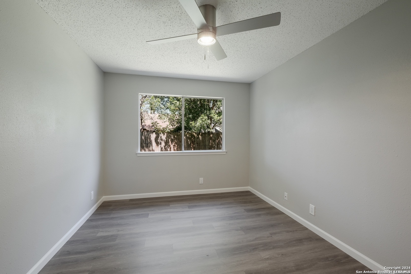 7539 Rimhurst San Antonio, TX 78250 - Photo 6 of 15