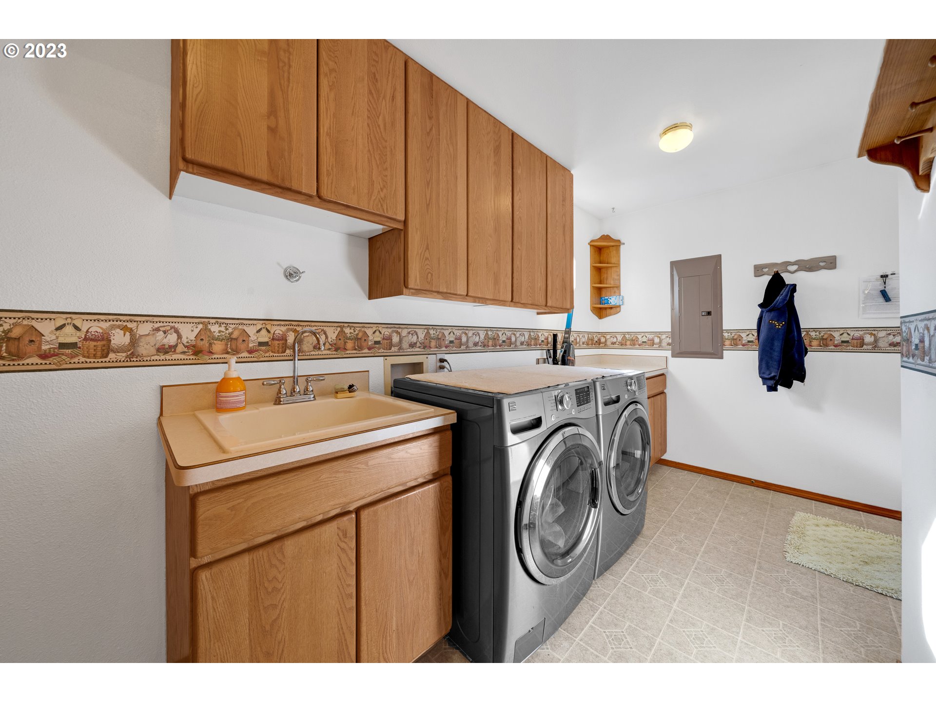 224 Young Road Mossyrock, WA 98564 - Photo 20 of 31 Laundry