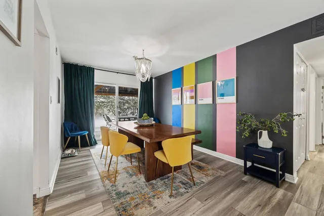 $393,000 | 100 Dartford Lane, Schaumburg, IL 60193