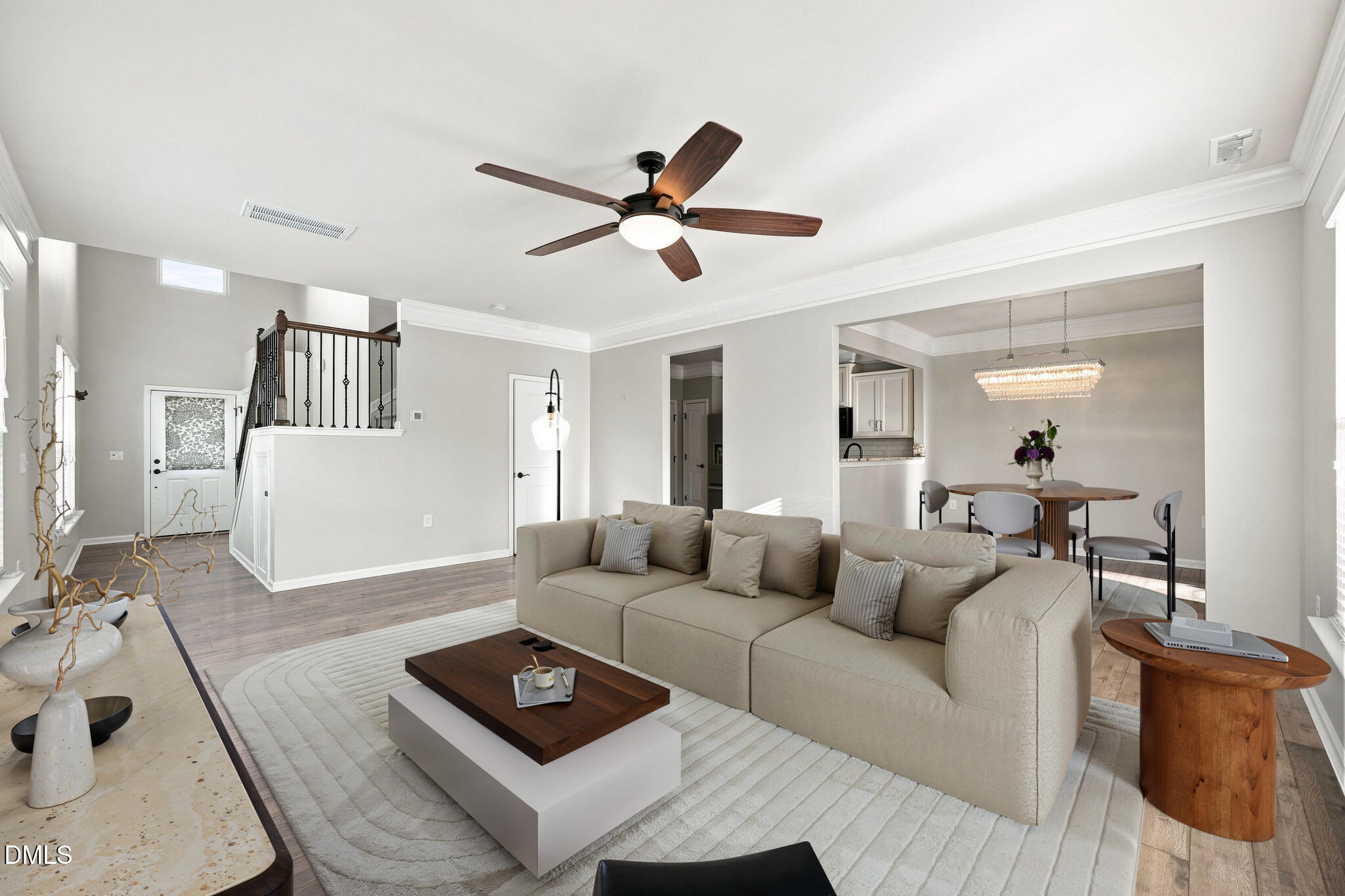 1004 Saffron Loop