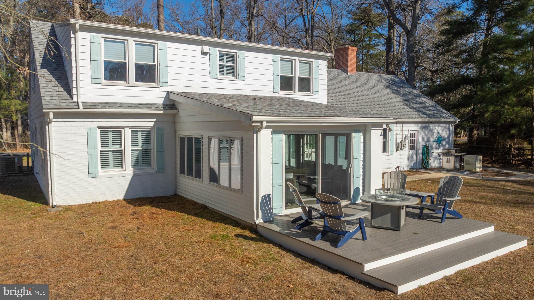 31394 Point Circle Lewes, DE 19958 - Photo 10 of 29 Sun Deck off the Sunroom