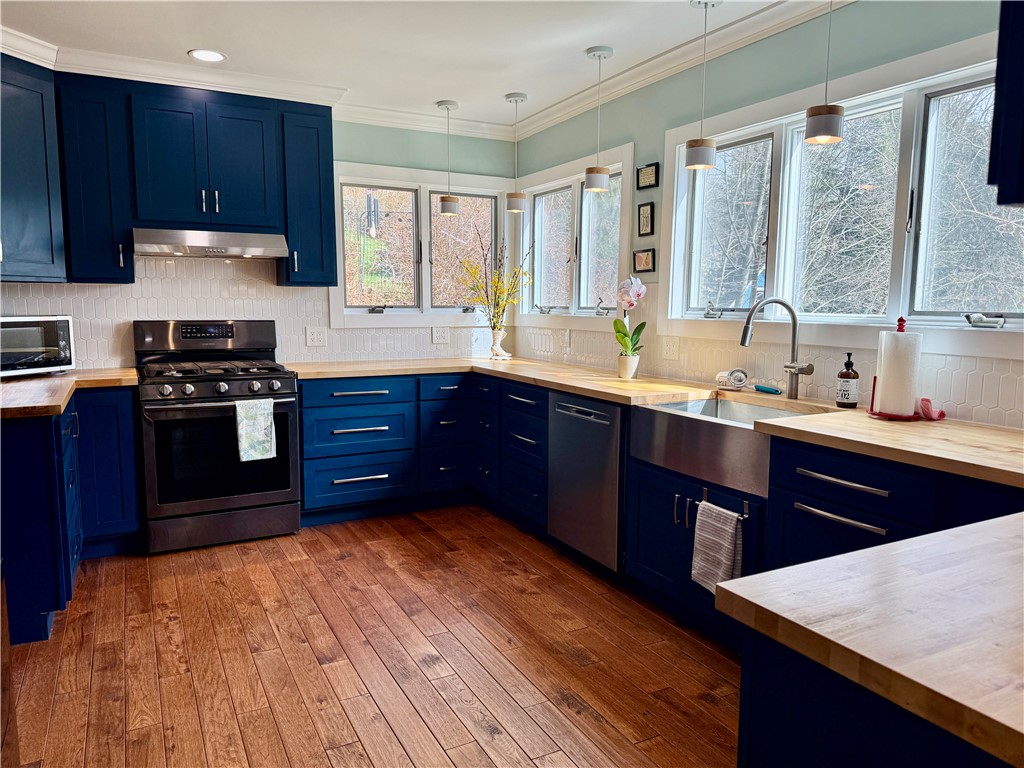 11 Cedar Street Oneonta, NY 13820 - Photo 9 of 42